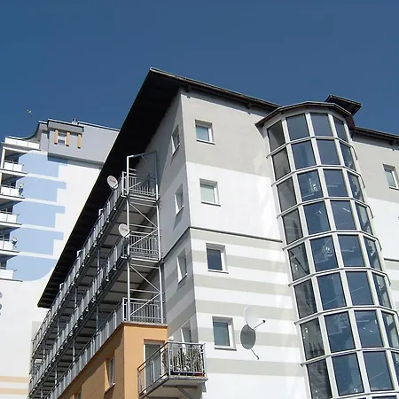 Apartamenty Latarnia Morska - Sun Seasons 24 Apartment Kolobrzeg